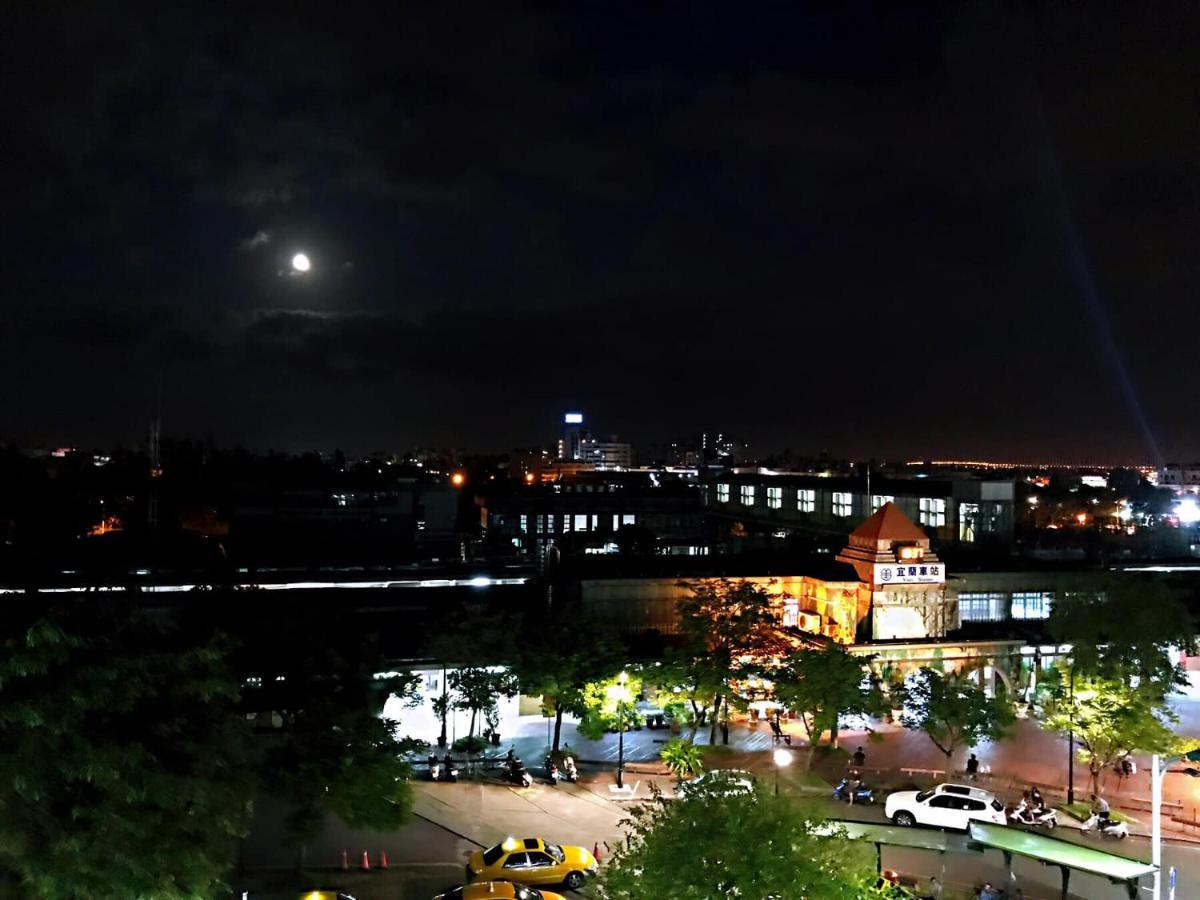 Yilan 1919背包客栈旅舍 外观 照片